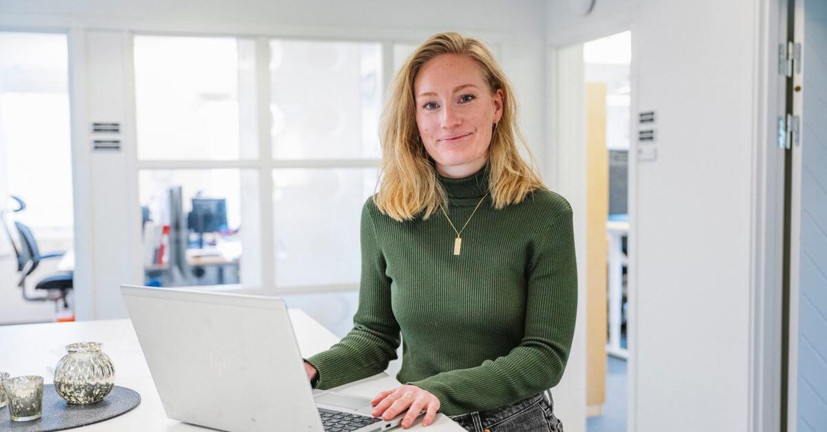 Huge 211029 5119 (1)